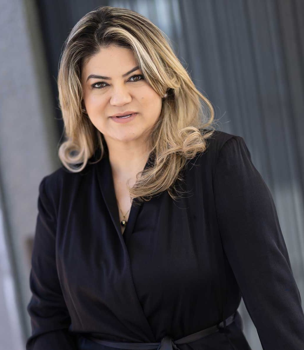 Marina Takiuti — especialista em mentoria estratégica para médicos e consultoria para clínicas médicas